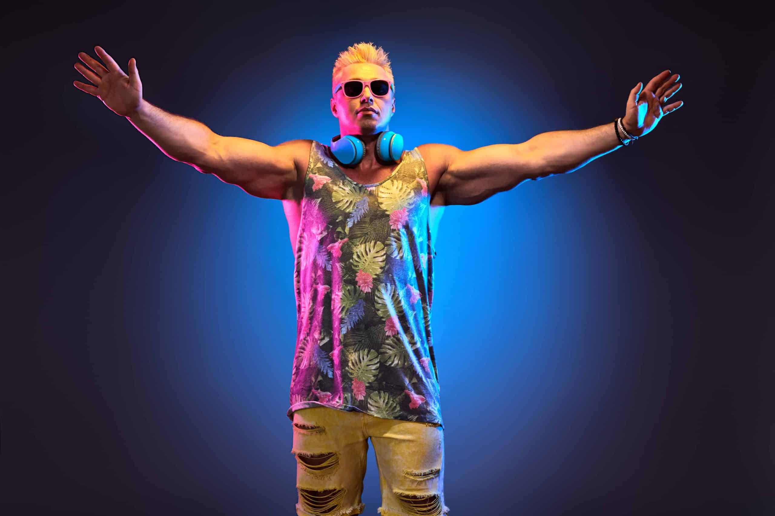 What does a DJ do? [FULL EXPLANATION] How DJs mix